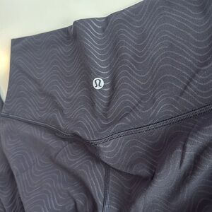 Lululemon 🖤 ALIGN hi-rise Pant 28” (size 6)